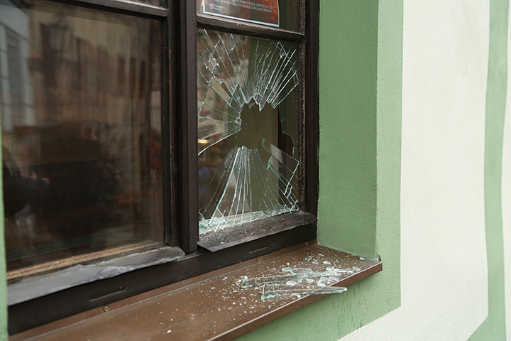 A2B Glass are able to board up broken windows while they are being repaired in Seven Kings.
